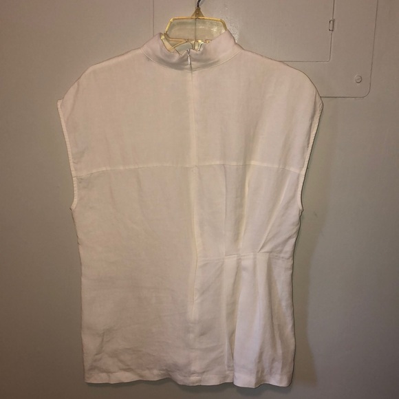 🌟Zara Women Linen Top🌟 - Picture 2 of 3